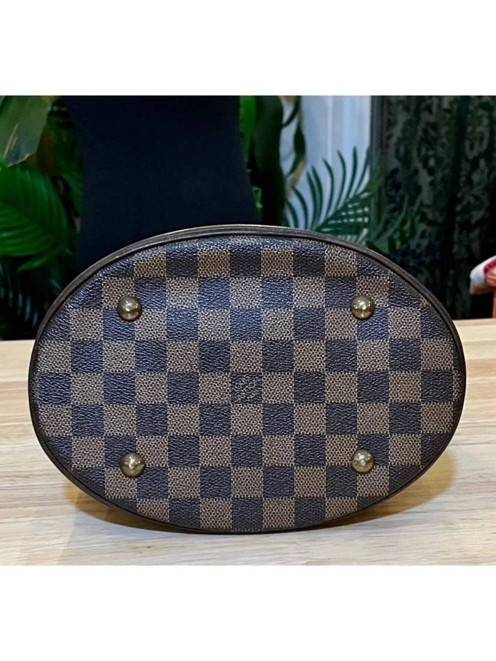 Louis Vuitton Damier Marais PM Bucket Bag